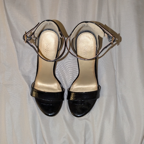 COPY - 6M black heels - Picture 4 of 5